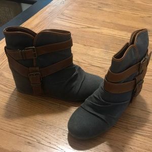 Aldo Wedge booties